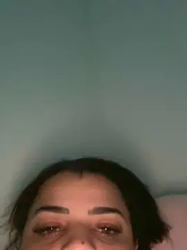 Mhia  live sex cam