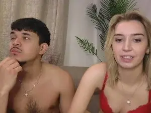 Millie_Emilio  live sex cam