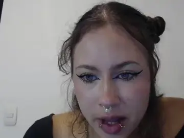 Givanasandwich  live sex cam