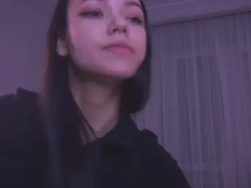 EdytDanby  live sex cam