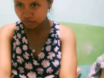 Juliesweety  live sex cam