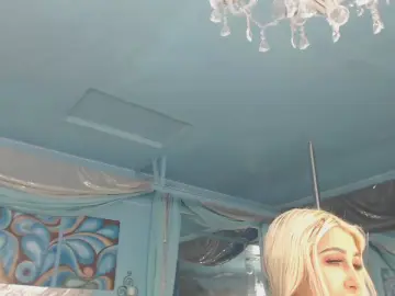 Adrianna_fox  live sex cam