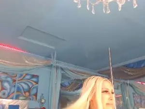 Adrianna_fox  live sex cam