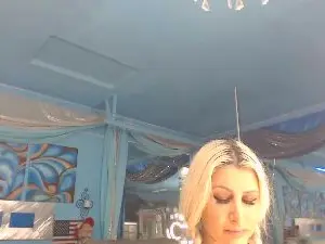Adrianna_fox  live sex cam