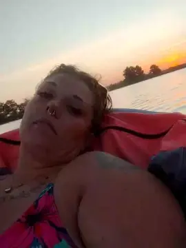 2juicyfruity  live sex cam