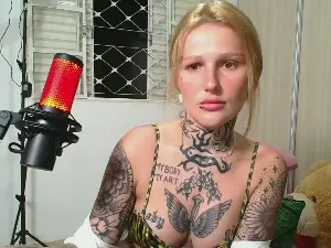 Brunawildof  live sex cam