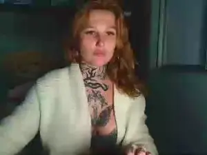 Brunawildof  live sex cam