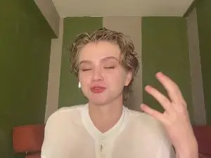 JoeannDesimone  live sex cam