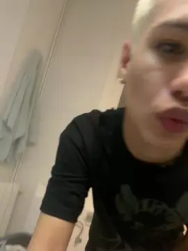 Babyfem  live sex cam