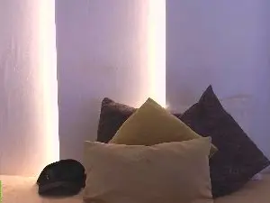Hotlittlekitty1  live sex cam