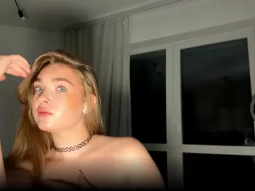 ErminiaFarrin  live sex cam