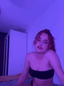 Esme_ralda1843  live sex cam