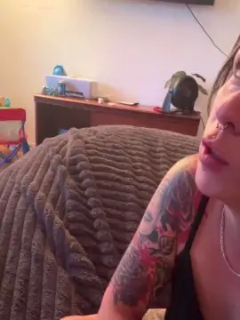 Devilish30  live sex cam
