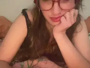 Niiiinaa  live sex cam