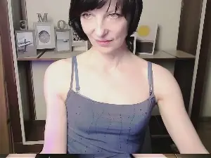 AngelinaLess_  live sex cam