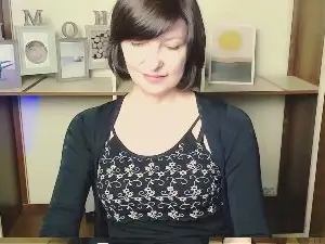 AngelinaLess_  live sex cam