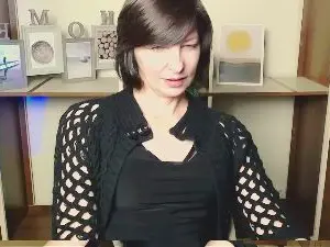 AngelinaLess_  live sex cam