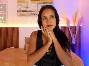 Tiana_glow  live sex cam