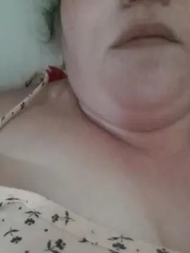Andreatettona36  live sex cam