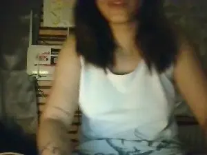 Hotchick2069  live sex cam