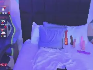 Gisela27  live sex cam