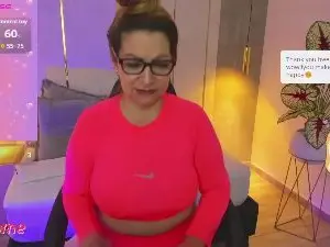 Gisela27  live sex cam