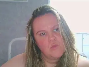 Sweetcheeks84  live sex cam