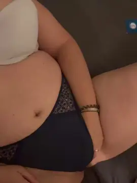 Zozo68000  live sex cam