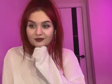 LeisaGieser  live sex cam