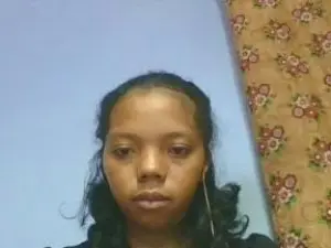 Rosah5  live sex cam