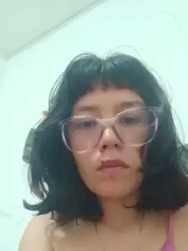 Boopsbetty28  live sex cam