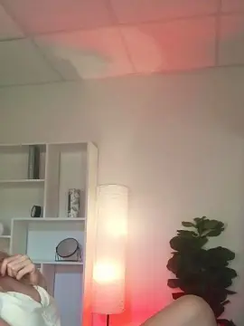 Julia__Giulia  live sex cam