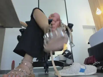 Alma_fenix  live sex cam