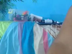 Skinnysofia18  live sex cam