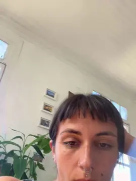 Niki7777  live sex cam