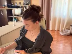 BeaManross  live sex cam