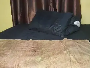 NaughtyGal001  live sex cam