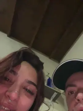 Ayeespinn  live sex cam