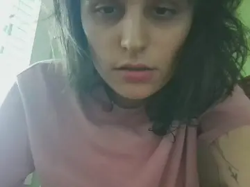 Xtreefuck  live sex cam