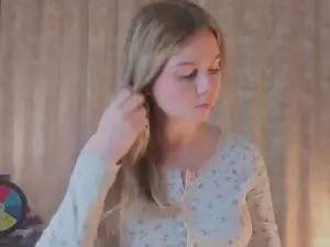 AlesiaPacquin  live sex cam