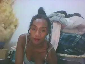 Chrussyah1  live sex cam