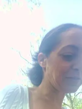 Daisyhot2025  live sex cam