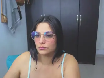 Atenea_love07  live sex cam