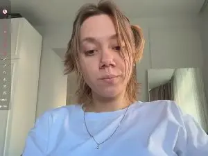 TynishaEben  live sex cam