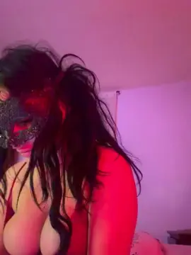 Ladeanoir  live sex cam