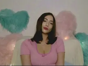 KaylaHoney  live sex cam
