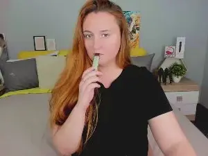 NaughtytFox  live sex cam