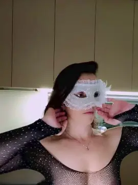 Paola_1985  live sex cam