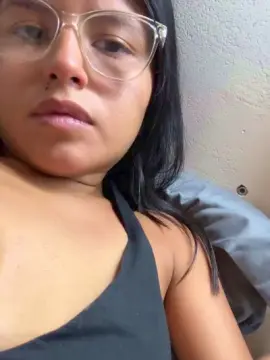 Brandylatingirl  live sex cam