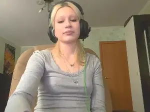 MistyDenicola  live sex cam